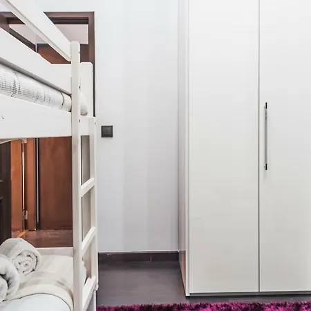 Alameda By Host-point Apartment